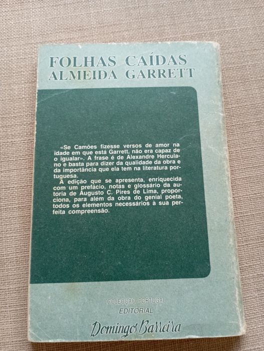Folhas Caídas de Almeida Garrett