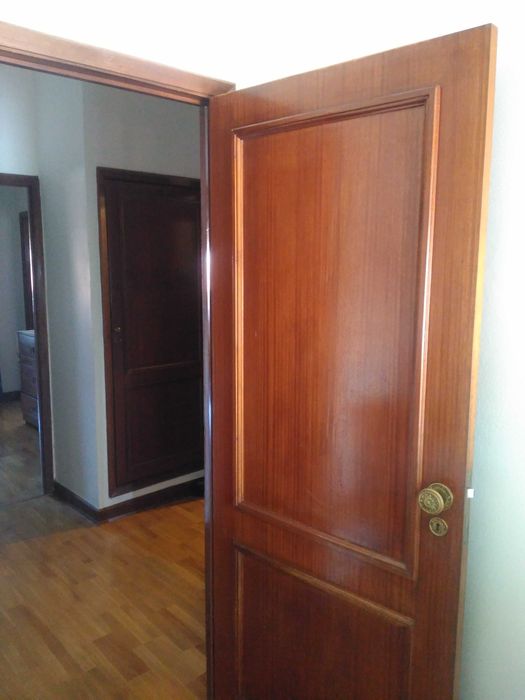 Aluga-se Quarto Coimbra - Zona Celas