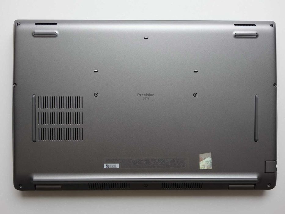 Dell PRECISION 3571 15.6 IPS FHD i7-12700H 16 512 NVIDIA RTX A1000 4gb