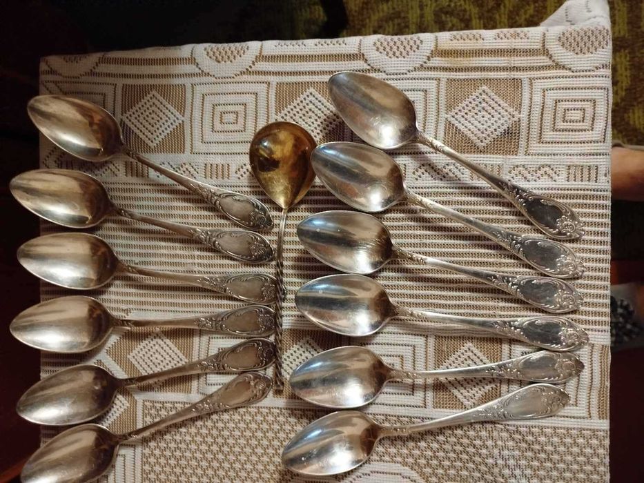Набор столовых ложек мельхиор