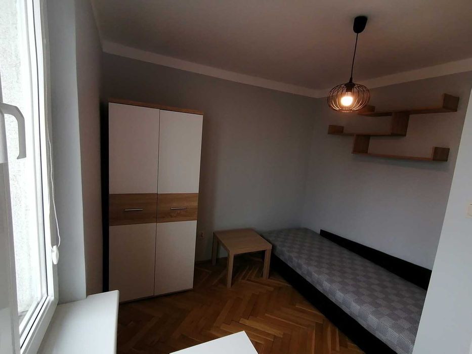 Pokój jednoosobowy w centrum.