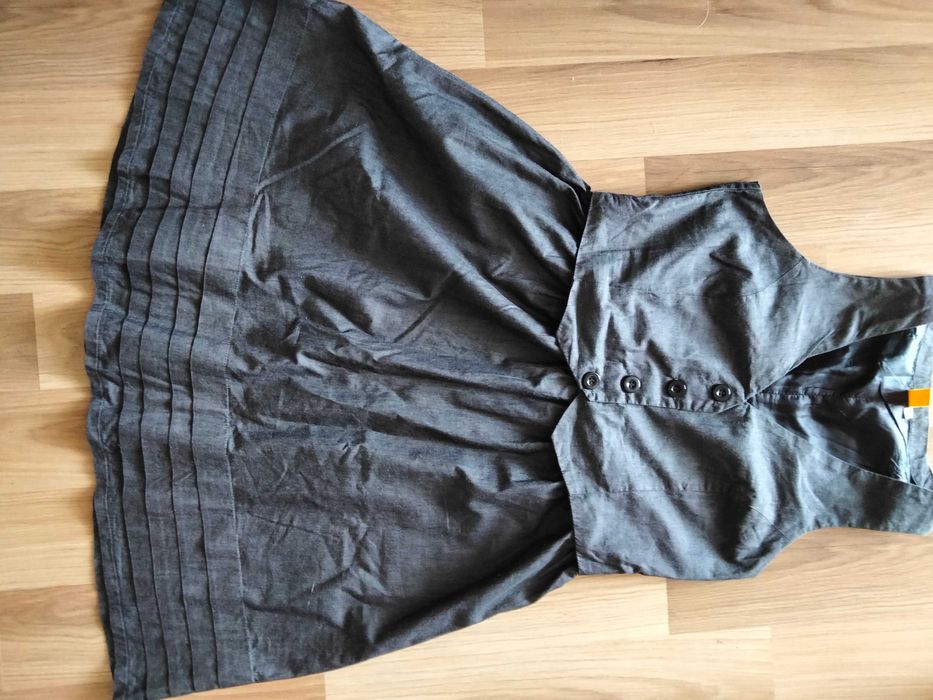 Szara sukienka wizytowa r36