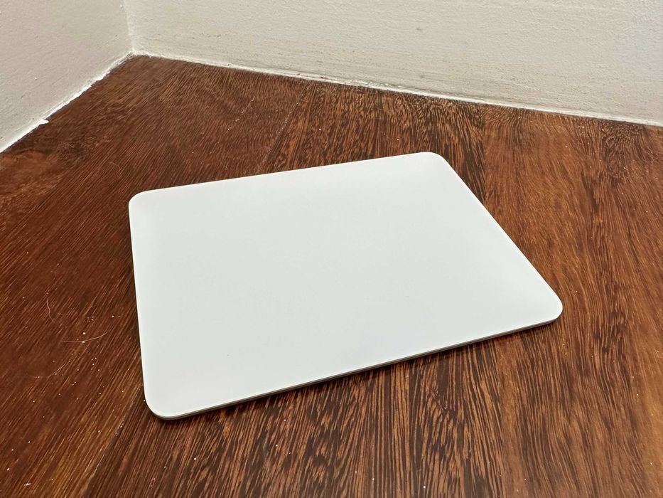 Apple Magic Trackpad como novo