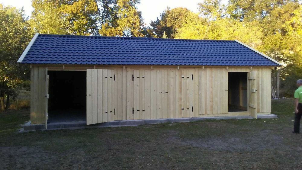 Garaż drewniany wiata stodoła 10 x 7 pokryty blacho dachówką