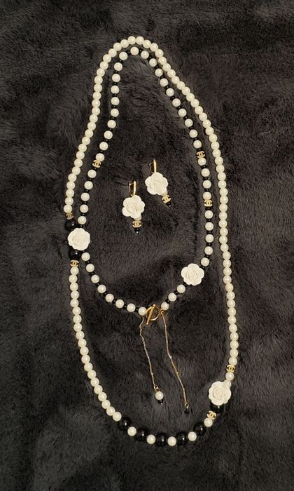 Кольє буси та сережки " в стилі Шанель" класичний стиль білес золотом