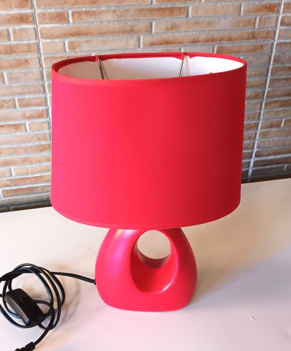 Candeeiro mesa cabeceira + suporte livros criança