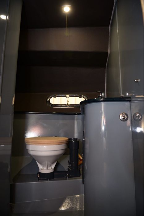 Яхта Hunton rs43