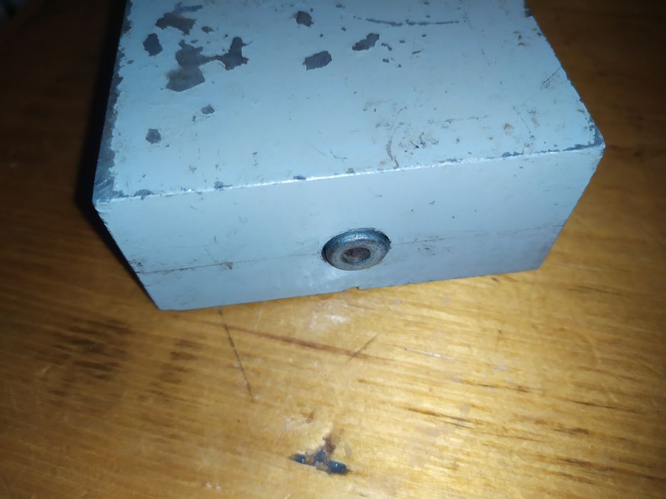 Гаражный навесной замок на два ключа СССР