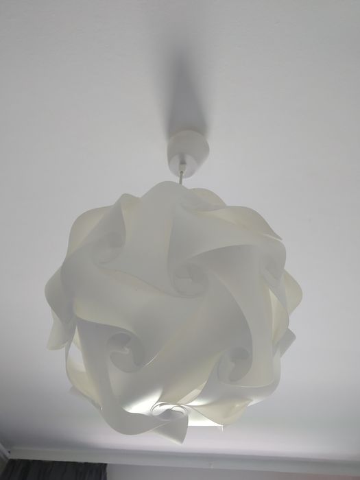 Sprzedam lampę sufitową