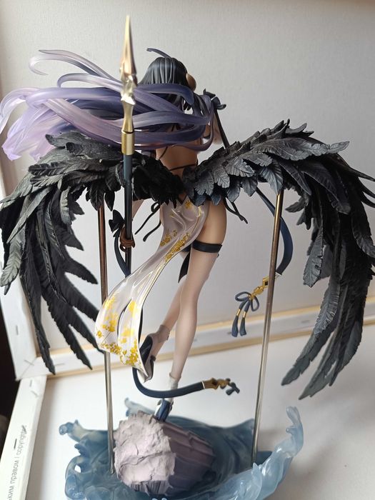 Оригінальна аніме фігурка Альбедо