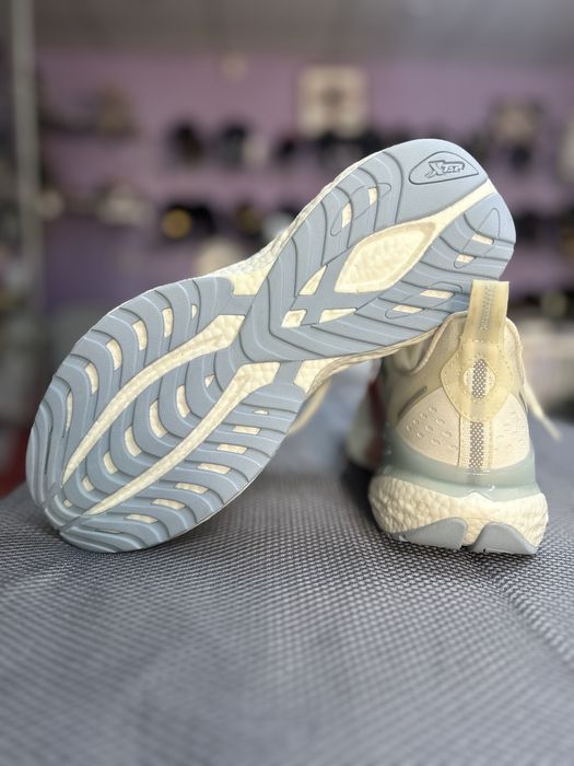 Кросівки (26,5см)