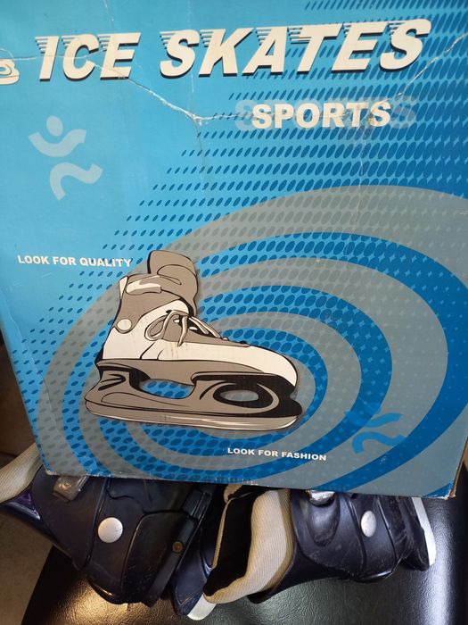 Łyżwy z butami 33-36