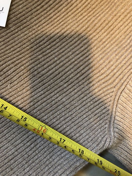 Sweter S/M Minouu beżowy