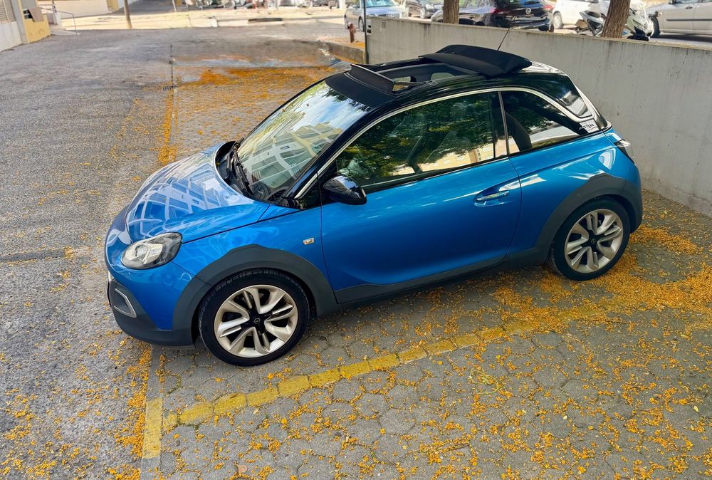 Opel Adam 1.0 T Rocks