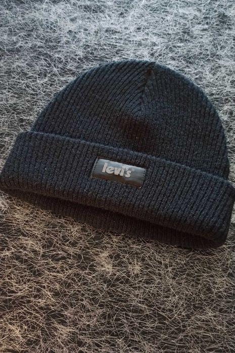 Zimowa czapka męska Levis - czarna