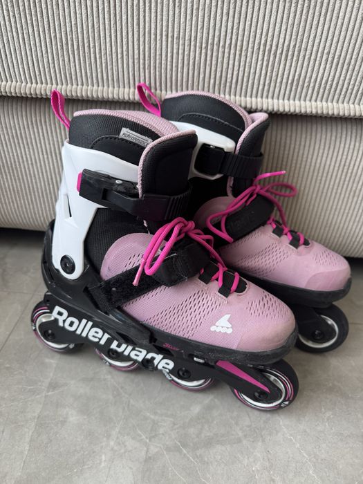 Комплект: ролики Rollerblade 33-36,5, захист, шолом, сумка