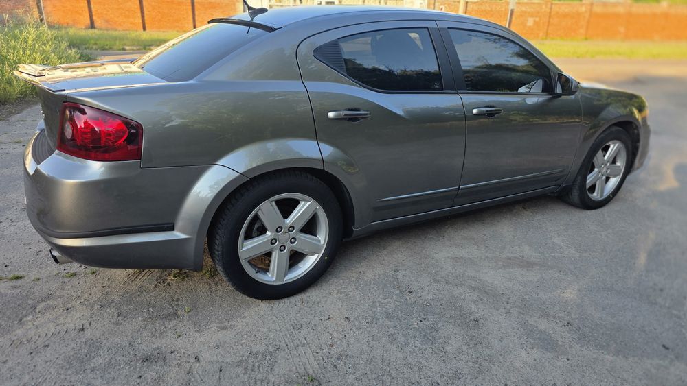 Продам Dodge Avenger 2013рік 2.4 газ/бензин