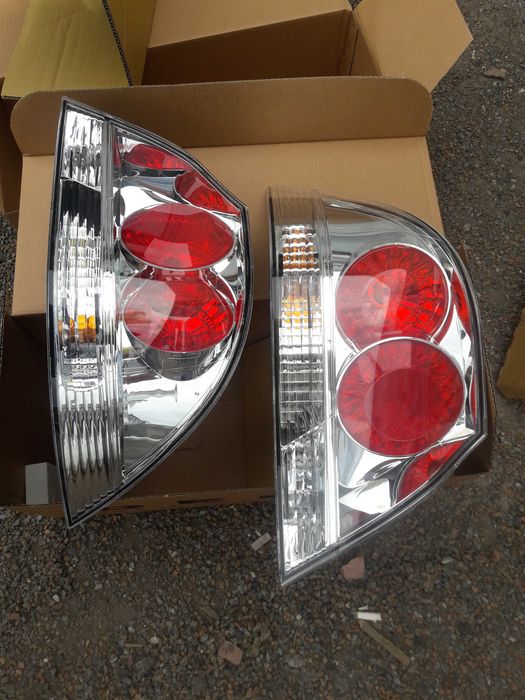 Бампер передний на Mitsubishi Lancer 9 Митсубиси Лансер 9 до -2006 г.