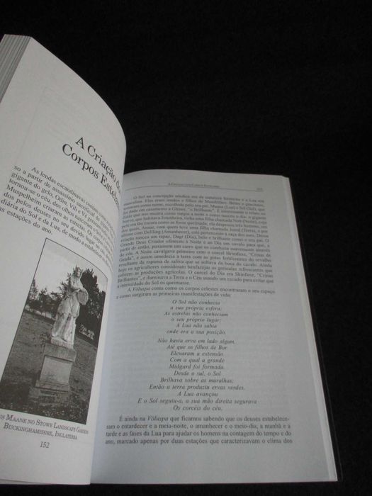 Livro As Moradas Secretas de Odin Valquíria Valhalladur Autografado