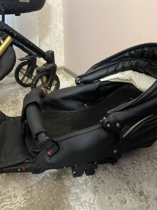 Продам дитячу коляску