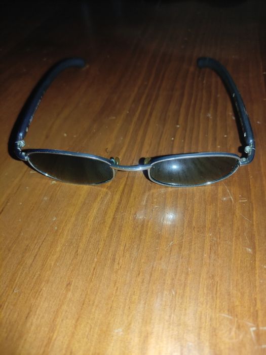 Vendo óculos escuros Dolce e Gabbana