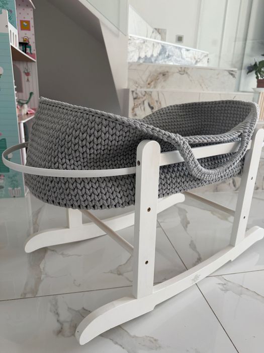 Kołyska niemowlę łóżeczko kosz mojrzejsza