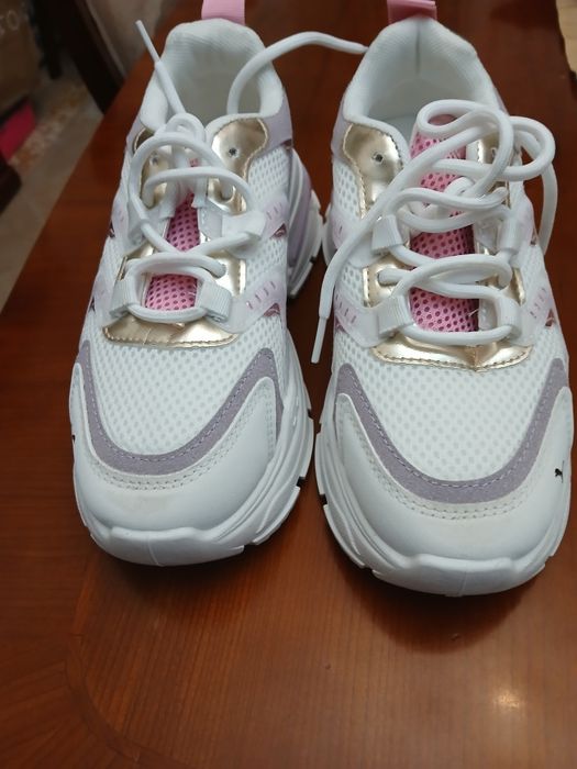 Tenis Novos de senhora