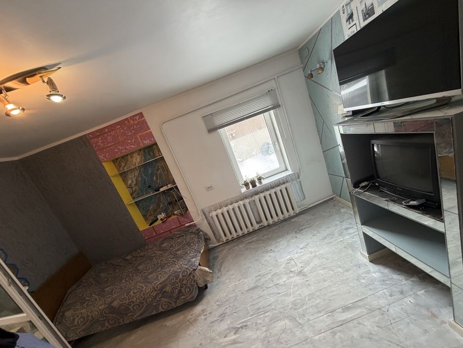 Здам пів будинку в Святопетрівському.