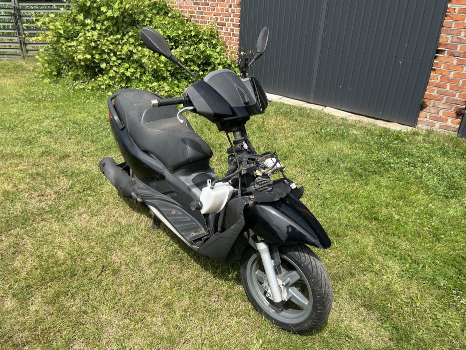 Piaggio X7 125 na części silnik gaźnik lagi osłony wydech koło
