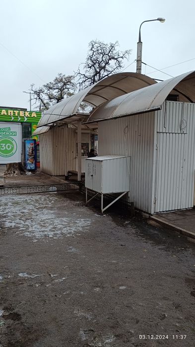 Продаж  кіосків у складі зупинкового комплексу по пр. Металургів.