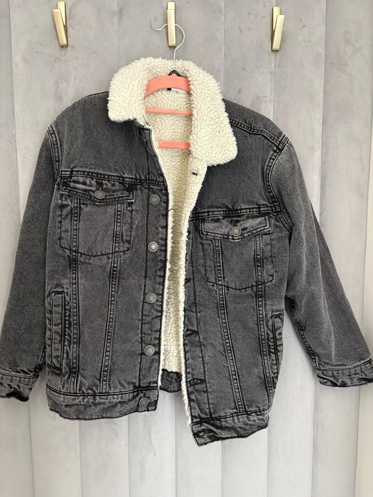 Kartka chłopięca Zara rozmiar 140