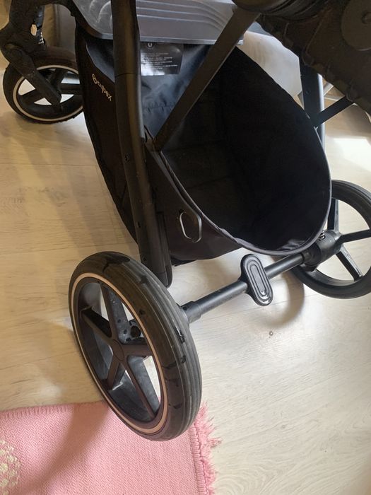 Продам коляску  Cybex BALIOS S