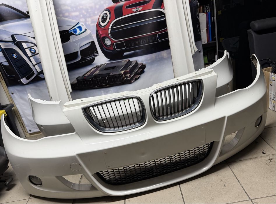 Kit Exterior Pack M BMW E81- Para-Choques e Embaladeiras