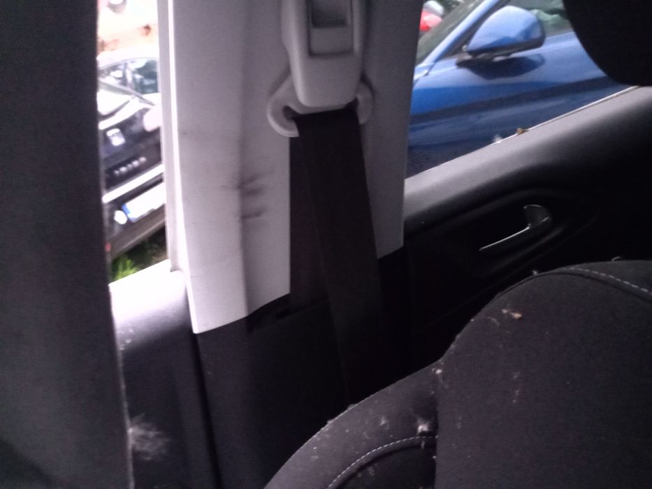 Pasy bezpieczeństwa Peugeot 208