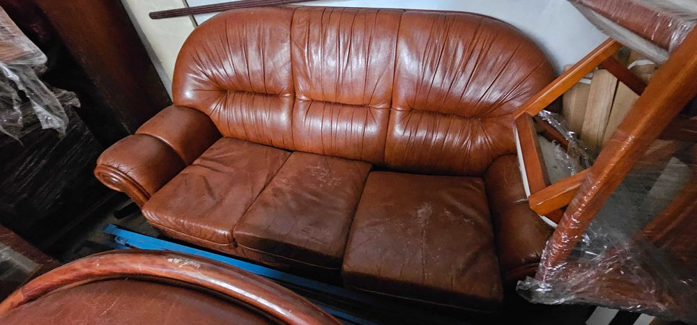Sofá pele com cama