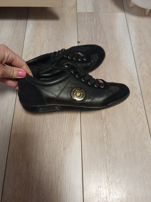 кросівки бренду Antonio Biacci