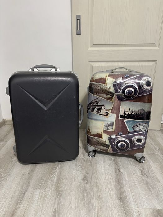 Валізи, дорожні сумки