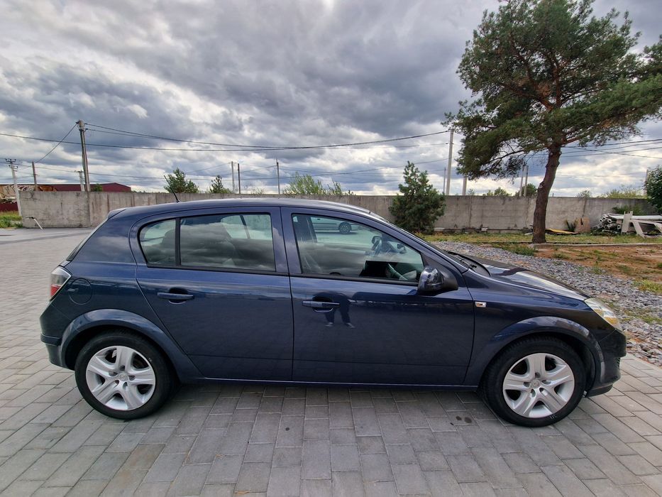 Opel Astra H 2009 рік