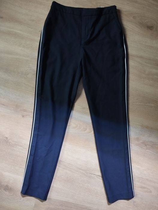 Eleganckie spodnie z lampasami