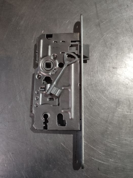 Zamek wpuszczany 72/50 - 4 sztuki