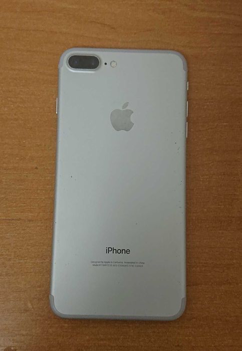 Продам б/у iPhone 7+