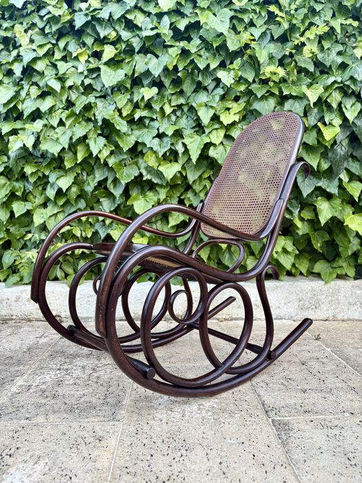 2 Cadeiras baloiço Michael Thonet