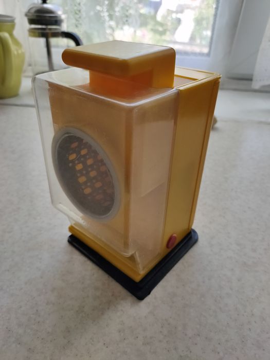 Продам ручной блендер-измельчитель овощи