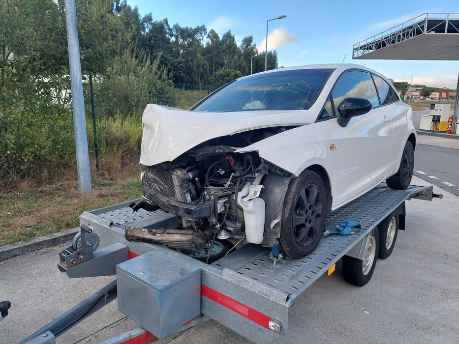 Faço Serviço Reboque