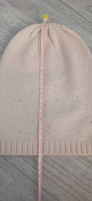 Pudrowa cieńka czapka Reserved