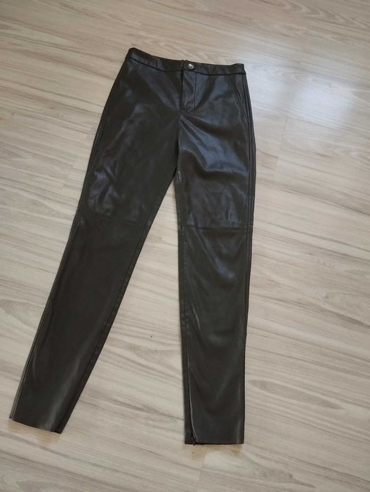 Spodnie Eco skóra zielone oliwkowe Xs Zara