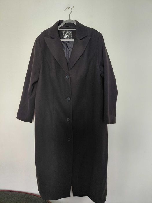 Czarny elegancki długi maxi płaszcz damski plus size 54