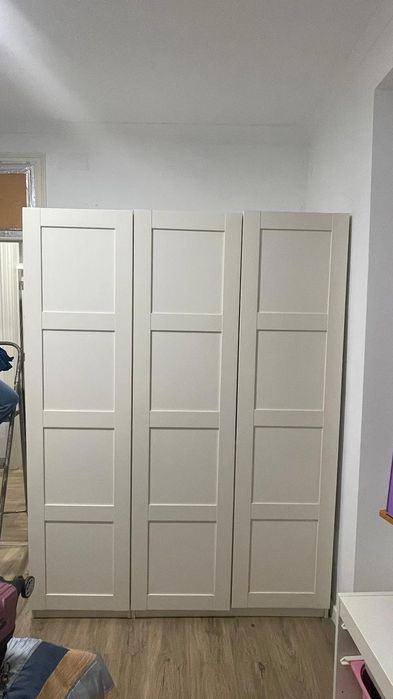 guarda roupa semi novo