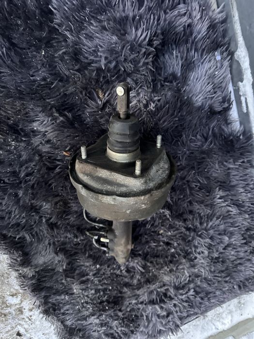 Вентилятор на радіатор охолодження ваз 2106