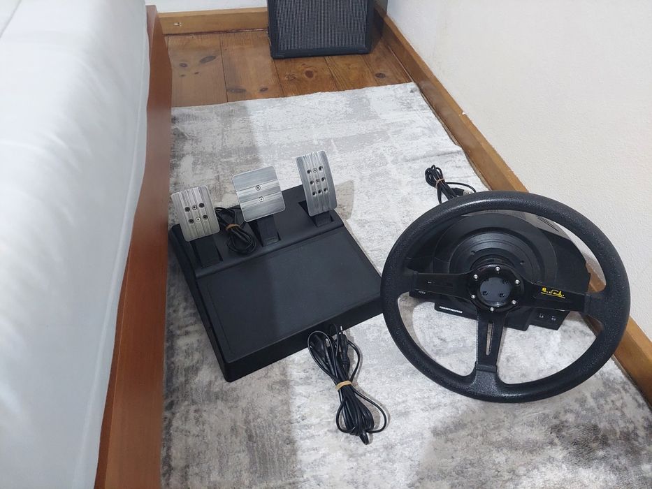 Thrustmaster T300RS
